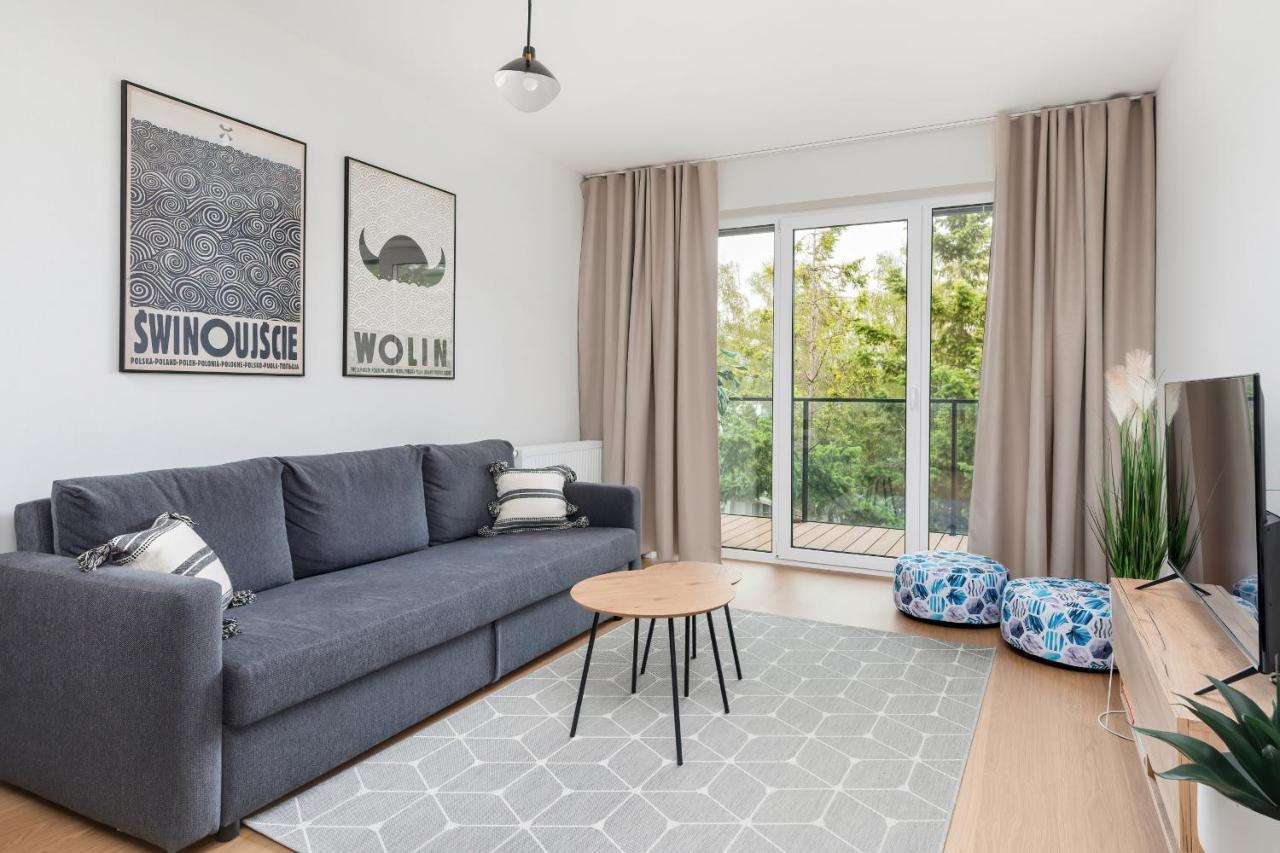 Dziwnów Stylish Apartment by the Lake by Renters Exterior foto
